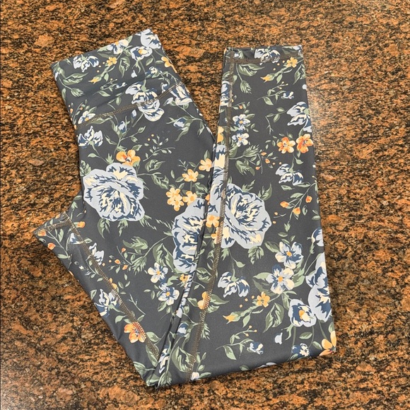 DYI Floral Ankle Length Leggings. Sz Medium - Picture 2 of 7
